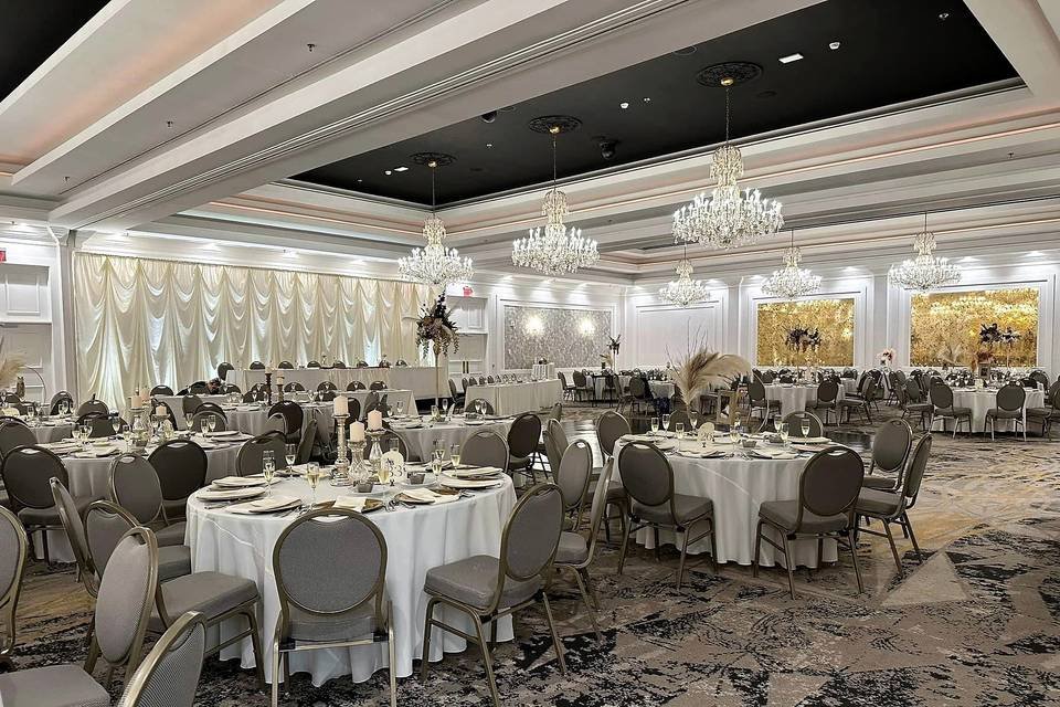 DoubleTree by Hilton Canton Downtown 6 DoubleTree by Hilton Canton Downtown - Image 6